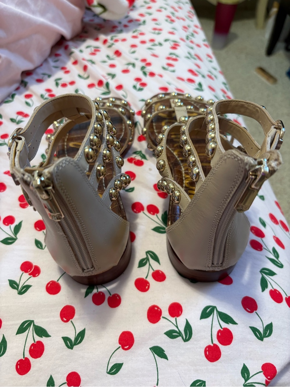 New Sam Edelman Studded Strappy Gladiator Sandals in Beige - Picture 3 of 5